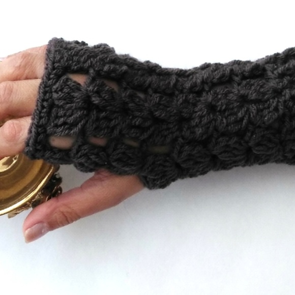 Handmade Accessories - Crochet fingerless gloves, Mittens, Wristlet